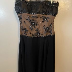 Demetrios size 12 Black Silk Strapless dress, used, great Condition with Scarf